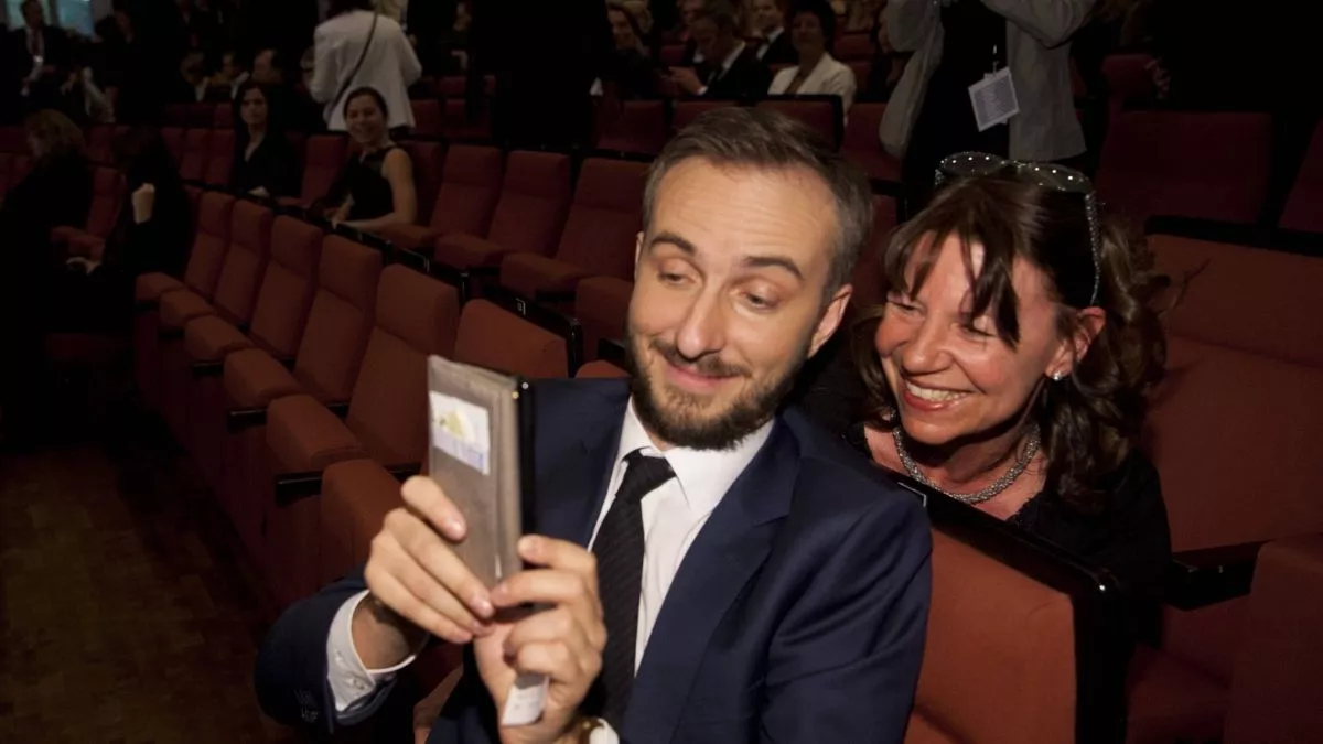 jan böhmermann frau